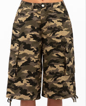 Load image into Gallery viewer, MOSS GROTTO: MUSE CAMO CARGO SHORTS
