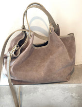Load image into Gallery viewer, MAMAPAPA: VIRGINIE TOTE BAG - MUSHROOM