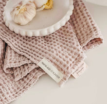 Load image into Gallery viewer, MAMA & TOCHTER: FACE CLOTHS - 100% ORGANIC COTTON