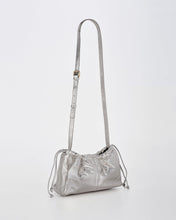 Load image into Gallery viewer, HALLEY METALLIC LEATHER BAG - SILVER