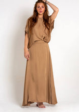 Load image into Gallery viewer, MAMAPAPA: TOBI FLOWY SILK TEE - CAMEL