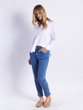 Load image into Gallery viewer, MONACO: LAUREL JEANS - BLUE
