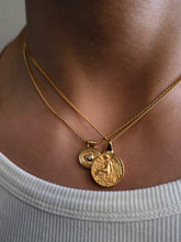 Load image into Gallery viewer, TEMPLE OF THE SUN: GUARDIAN ANGEL NECKLACE - GOLD VERMEIL