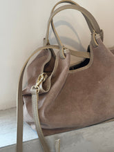 Load image into Gallery viewer, MAMAPAPA: VIRGINIE TOTE BAG - MUSHROOM
