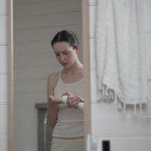 Load image into Gallery viewer, SALUS: CLARIFYING FACIAL CLEANSING MILK