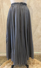 Load image into Gallery viewer, MAMAPAPA: VICKY COTTON SKIRT - CHARCOAL