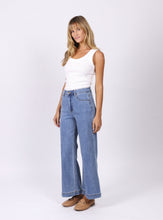 Load image into Gallery viewer, MONACO: HUNTER JEANS - BLUE