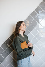 Load image into Gallery viewer, DUSKY ROBIN: SIRENA PURSE