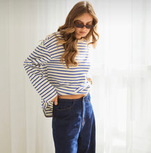 Load image into Gallery viewer, MOSS: ANTIBES STRIPE CREW - BLUE/WHITE