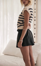 Load image into Gallery viewer, MAMAPAPA: JELLY STRIPES VEST - GREY