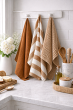 Load image into Gallery viewer, MAMA & TOCHTER: PURE FRENCH LINEN TEA TOWELS