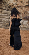 Load image into Gallery viewer, MAMAPAPA: GORDES FRILL TOP - BLACK