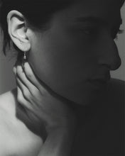 Load image into Gallery viewer, TEMPLE OF THE SUN: HEBE HUGGIES - SILVER