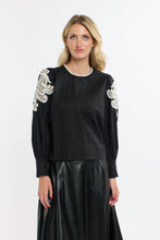 Load image into Gallery viewer, 365 DAYS: DANBURY TOP - BLACK SWAN