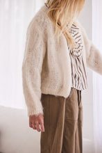 Load image into Gallery viewer, MAMAPAPA: BONBON FRILL STRIPE BLOUSE - OFF WHITE