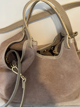 Load image into Gallery viewer, MAMAPAPA: VIRGINIE TOTE BAG - MUSHROOM