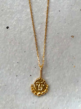 Load image into Gallery viewer, CLEOPATRA’S BLING: GORGONEION PROTECTION PENDANT NECKLACE - 18K GOLD PLATED