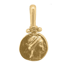 Load image into Gallery viewer, CLEOPATRA’S BLING: MENVRA PENDANT NECKLACE WITH JADE - 18K GOLD PLATED