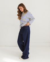 Load image into Gallery viewer, MOSS: ANTIBES STRIPE CREW - BLUE/WHITE