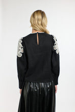 Load image into Gallery viewer, 365 DAYS: DANBURY TOP - BLACK SWAN