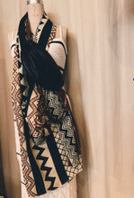 Load image into Gallery viewer, DUSKY ROBIN: ESCAPE THE ORDINARY BELT BAG - BLACK