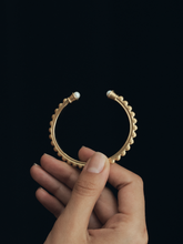 Load image into Gallery viewer, TEMPLE OF THE SUN: ROMA CUFF - GOLD VERMEIL