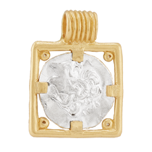 Load image into Gallery viewer, CLEOPATRA’S BLING: SELLA PENDANT NECKLACE WITH CUBIC ZIRCONIA - 18K GOLD PLATED