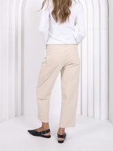 Load image into Gallery viewer, MONACO: TONI BARREL CORDS - PEARL