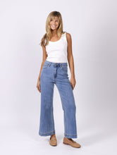 Load image into Gallery viewer, MONACO: HUNTER JEANS - BLUE