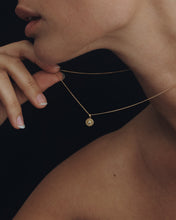 Load image into Gallery viewer, TEMPLE OF THE SUN: MINA NECKLACE WITH DIAMOND - GOLD VERMEIL