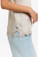 Load image into Gallery viewer, 365 DAYS: STERLING LACE TRIM CAMISOLE - CHAMPAGNE
