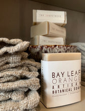 Load image into Gallery viewer, THE SOAPSTRESS: BOTANICAL SOAP