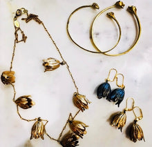 Load image into Gallery viewer, WE DREAM IN COLOUR: TULIP EARRINGS - VERDI