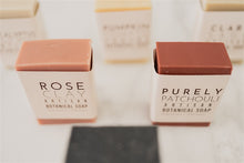 Load image into Gallery viewer, THE SOAPSTRESS: BOTANICAL SOAP