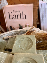Load image into Gallery viewer, SAVON DE MARSEILLE: OLIVE SOAP 300g