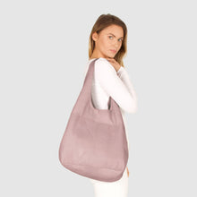 Load image into Gallery viewer, GABEE: EMERALD TOTE BAG - LARGE