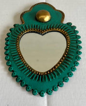 Load image into Gallery viewer, MEXICANO: HEART MIRRORS WITH BUTTON