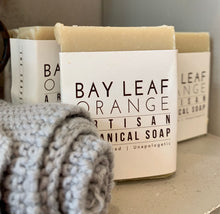 Load image into Gallery viewer, THE SOAPSTRESS: BOTANICAL SOAP