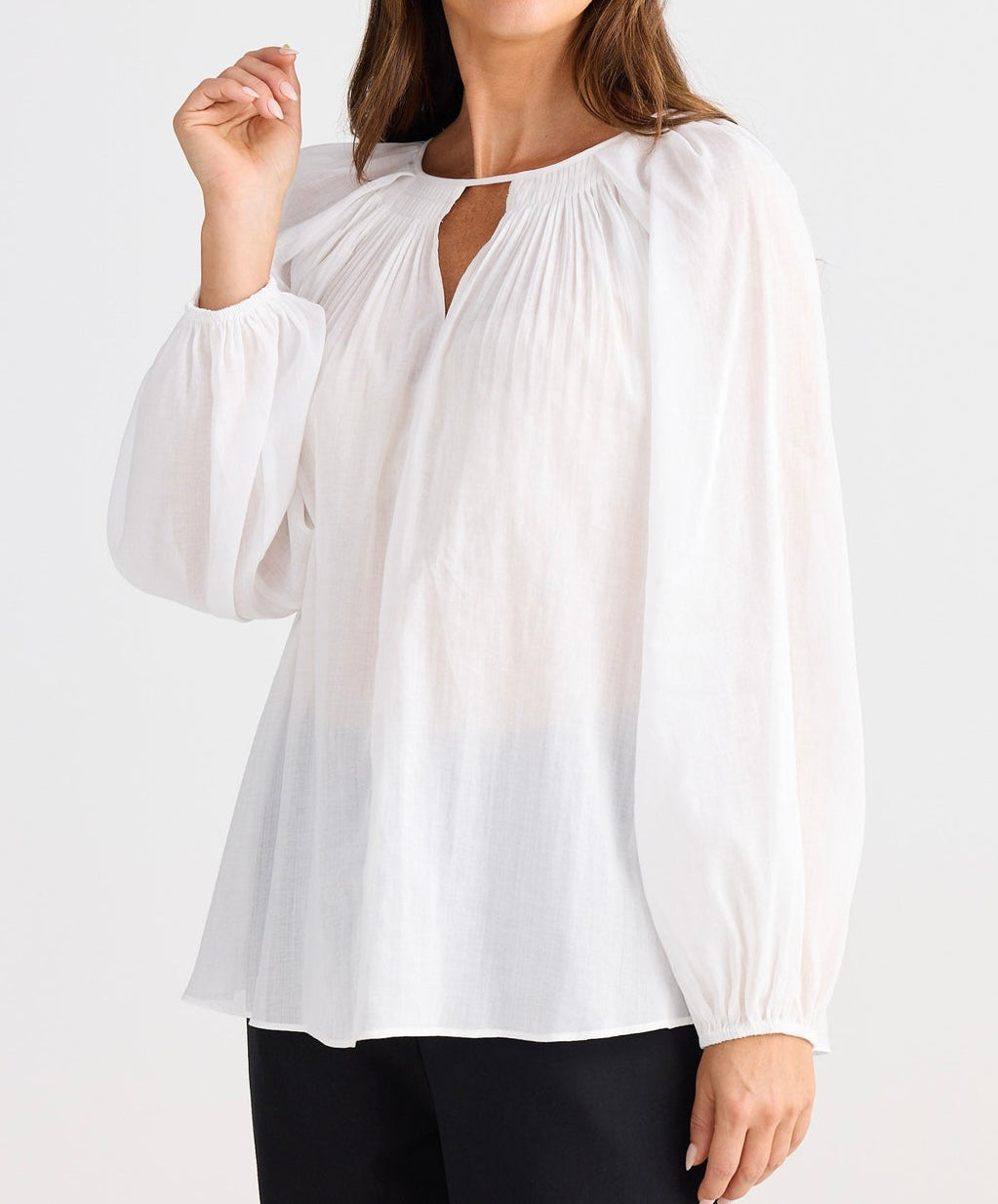 BRAVE & TRUE: RAPHAEL TOP - WHITE