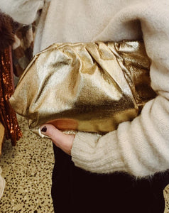 MISS MOSS: GOLD METALLIC CLUTCH BAG