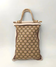 Load image into Gallery viewer, MISS MOSS: VIENNA TOTE - BROWN/APRICOT MULTI
