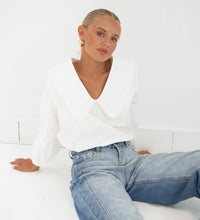 Load image into Gallery viewer, MOSS: POPPY BLOUSE - WHITE
