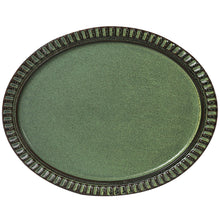 Load image into Gallery viewer, ROBERT GORDON: ADELAIDE OVAL PLATTER - GREEN 35cm
