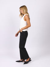 Load image into Gallery viewer, MONACO: 90’s INSPIRED VINCE JEANS - BLACK
