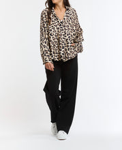 Load image into Gallery viewer, ITALIAN STAR: MONROE BATWING SHIRT - LEOPARD PRINT
