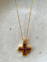 Load image into Gallery viewer, CLEOPATRAS BLING: DASHORST PENDANT NECKLACE WITH MAGENTA ZIRCON - 18K GOLD PLATED
