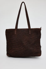 Load image into Gallery viewer, HOLIDAY:AMALFI TOTE BAG - CHOCOLATE
