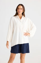 Load image into Gallery viewer, BRAVE &amp; TRUE: MONTY SHIRT - OFF WHITE
