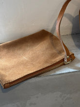 Load image into Gallery viewer, MAMAPAPA: LEONIE TOTE BAG - CARAMEL
