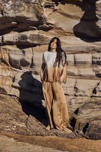 Load image into Gallery viewer, MAMAPAPA: TOBI TIE DYE TOP - CAMEL
